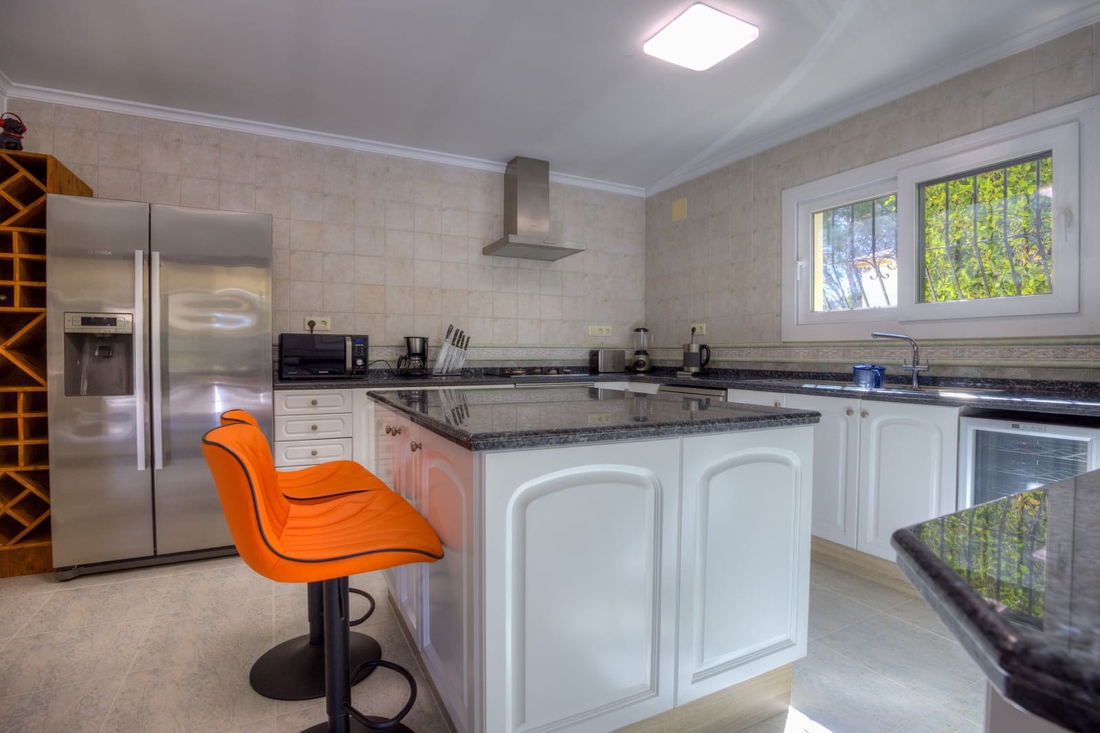 3 slaapkamer Villa te koop in Moraira met zwembad - € 1.100.000 (Ref: 9256498)