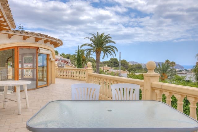 5 soverom Villa til salgs i Moraira, Teulada-Moraira med svømmebasseng - € 745 000 (Ref: 9256501)