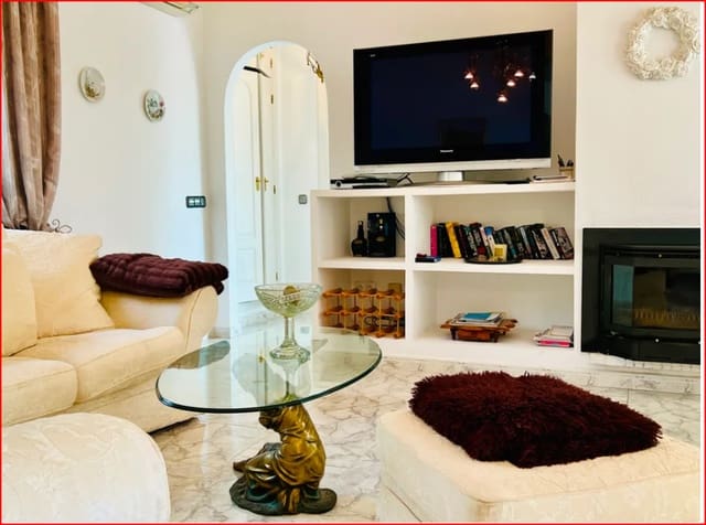 Chalet de 3 habitaciones en Moraira, Teulada-Moraira en venta con piscina - 650.000 € (Ref: 9256505)