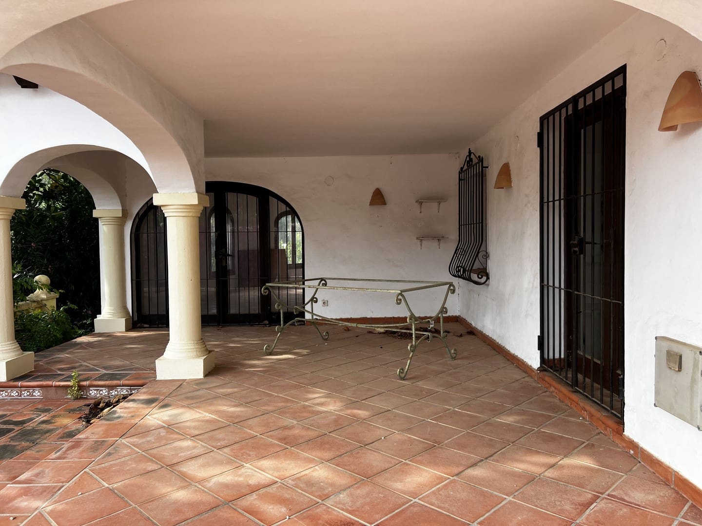 5 makuuhuone Huvila myytävänä paikassa Benissa mukana uima-altaan - 685 000 € (Ref: 9256507)