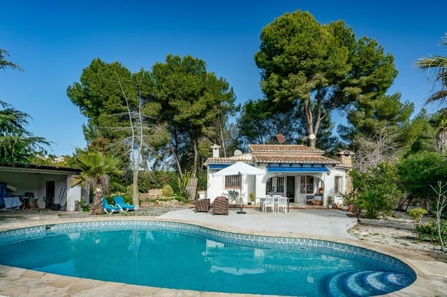 2 chambre Villa/Maison à vendre à Moraira, Teulada-Moraira avec piscine - 550 000 € (Ref: 9256513)