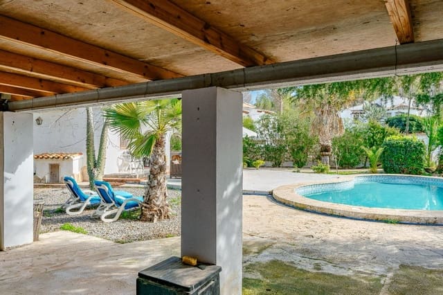 2 chambre Villa/Maison à vendre à Moraira, Teulada-Moraira avec piscine - 550 000 € (Ref: 9256513)