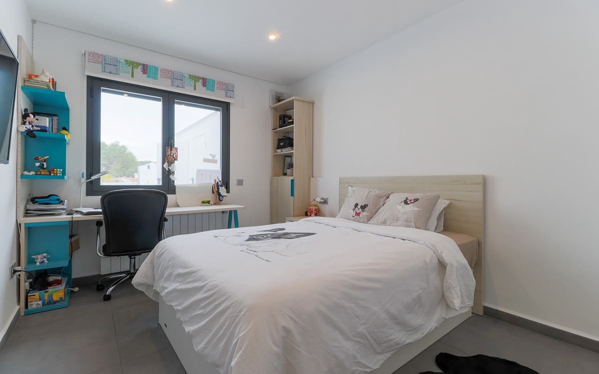 Chalet de 3 habitaciones en Moraira en venta con piscina - 995.000 € (Ref: 9256518)