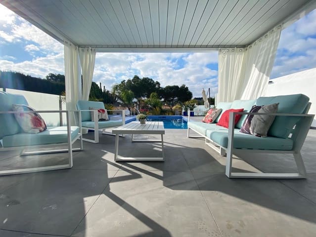 Chalet de 3 habitaciones en Moraira, Teulada-Moraira en venta con piscina - 995.000 € (Ref: 9256518)