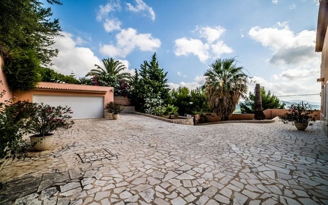 3 Zimmer Villa zu verkaufen in Calpe / Calp - 795.000 € (Ref: 9256522)