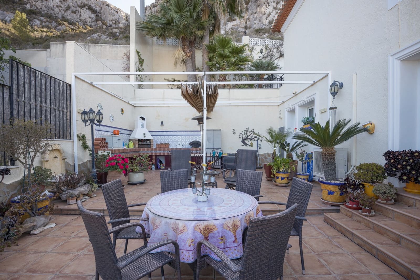 4 Zimmer Villa zu verkaufen in Calpe / Calp mit Pool - 750.000 € (Ref: 9256527)