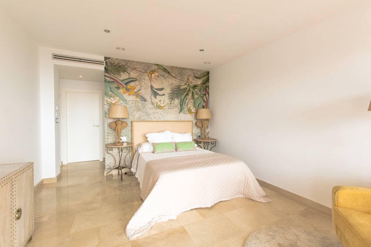 Chalet de 4 habitaciones en Moraira en venta con piscina - 2.190.000 € (Ref: 9256533)