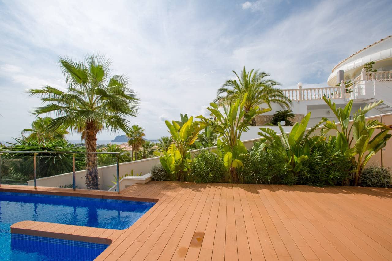 Chalet de 4 habitaciones en Moraira en venta con piscina - 2.190.000 € (Ref: 9256533)