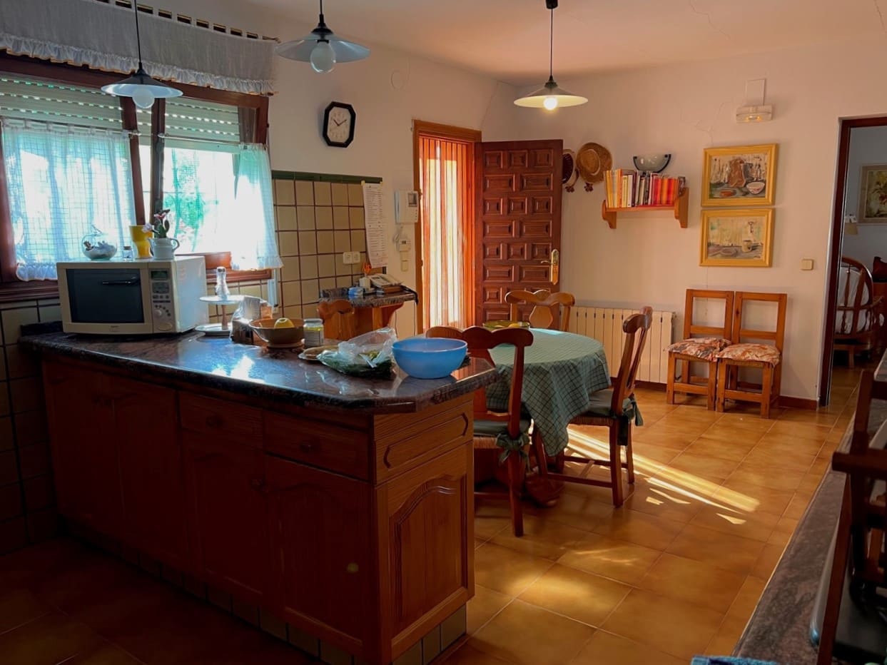 7 soverom Villa til salgs i Benissa - € 850 000 (Ref: 9256537)