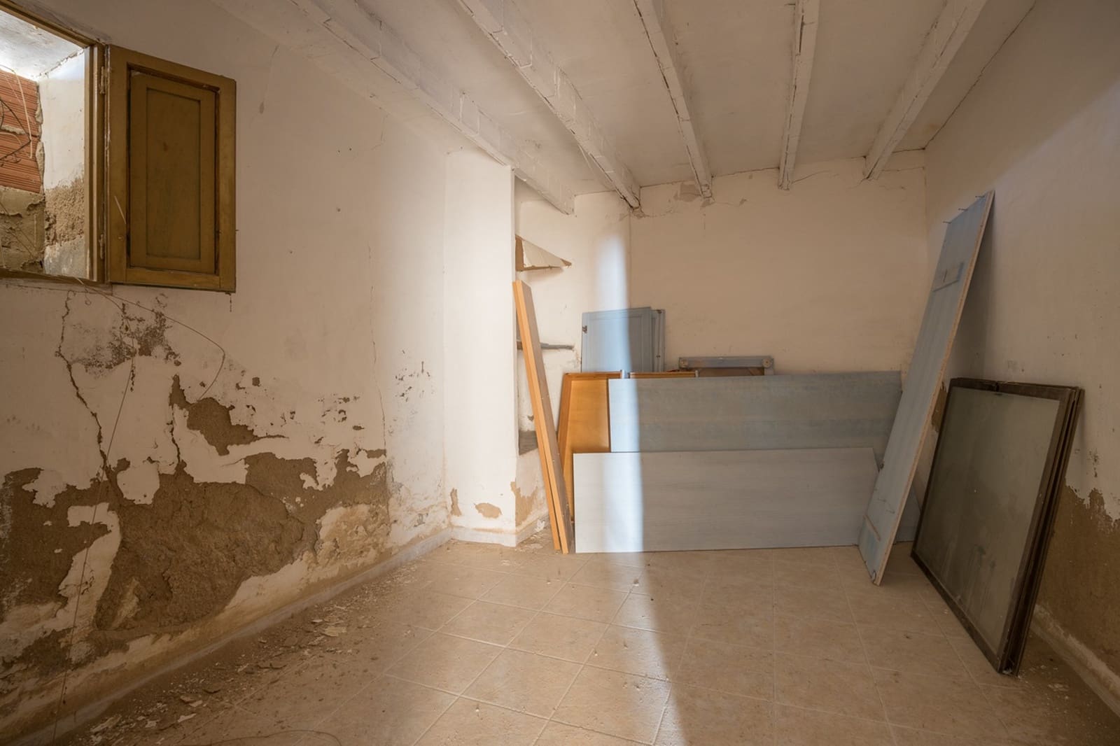 4 slaapkamer Villa te koop in Benissa - € 300.000 (Ref: 9256552)