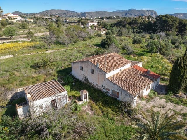 4 slaapkamer Villa te koop in Benissa - € 300.000 (Ref: 9256552)