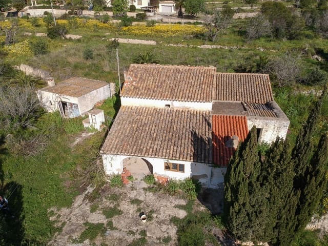 4 slaapkamer Villa te koop in Benissa - € 300.000 (Ref: 9256552)