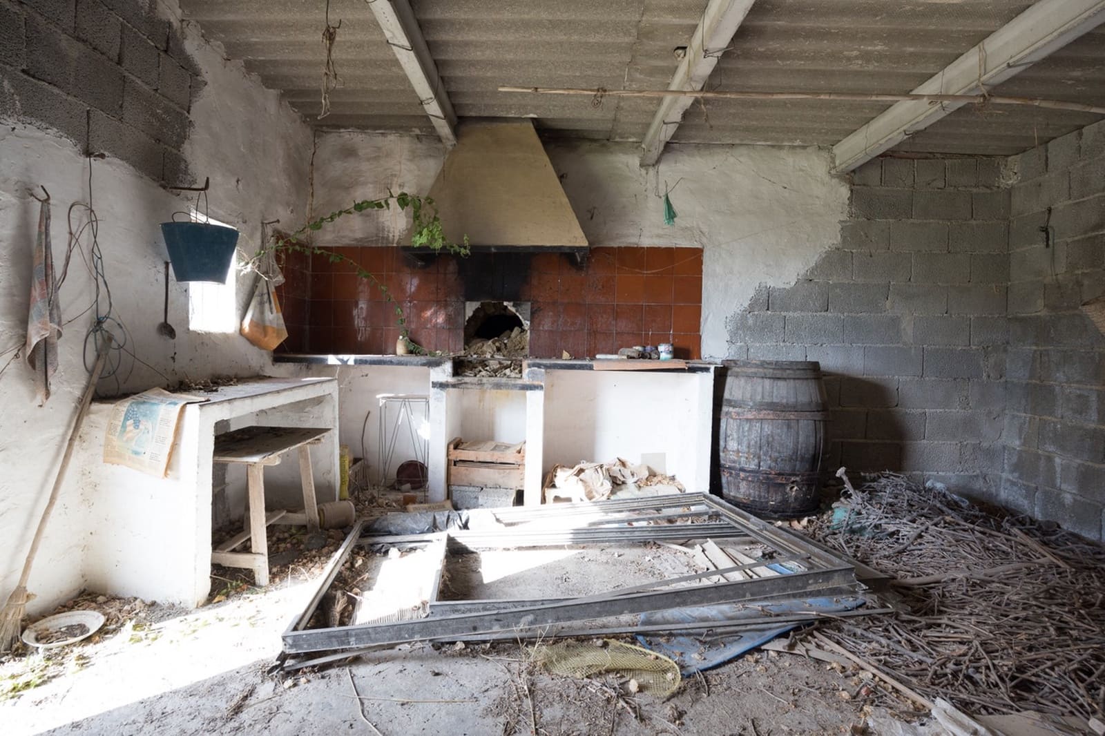 4 slaapkamer Villa te koop in Benissa - € 300.000 (Ref: 9256552)