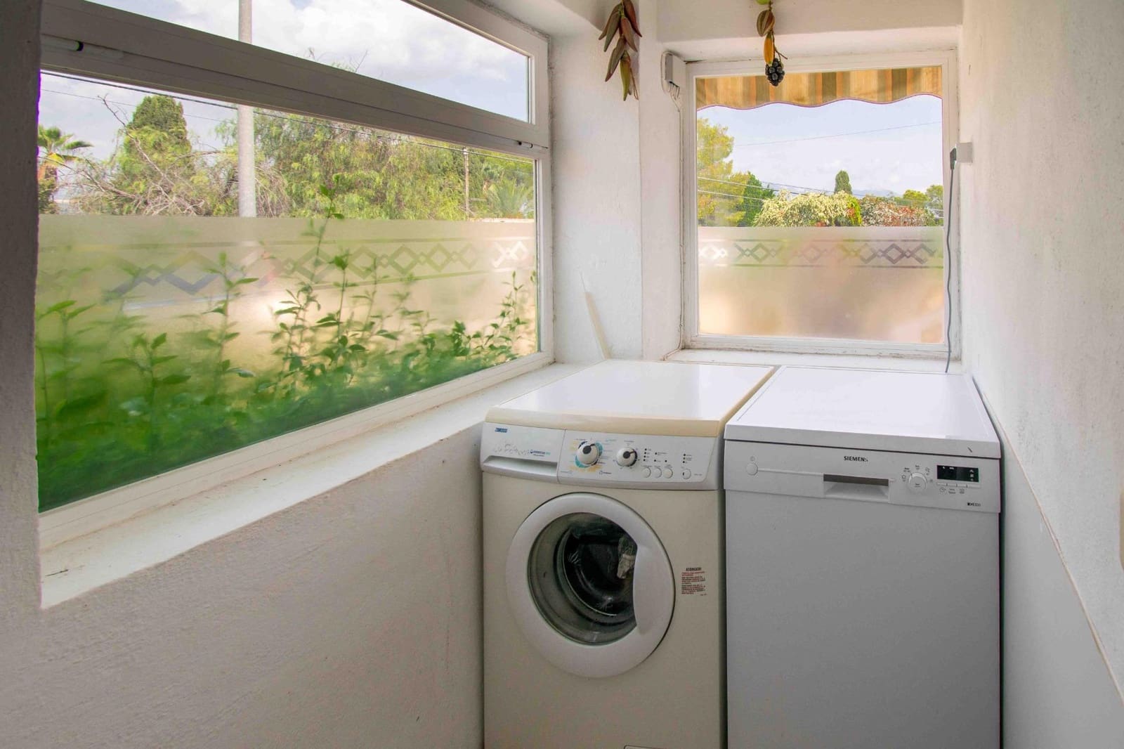 3 quarto Moradia para venda em Alfaz del Pi / L'Alfas del Pi com piscina - 650 000 € (Ref: 9263856)