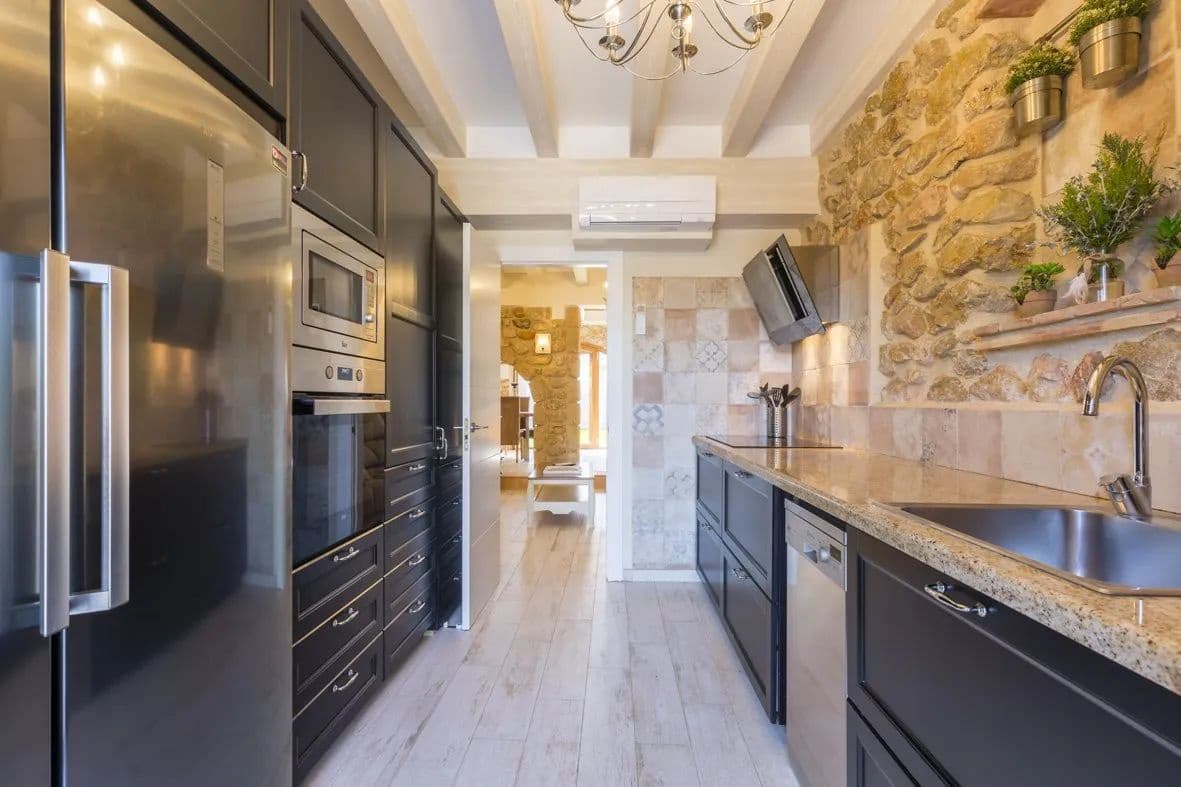 12 bedroom Villa for sale in Lliber with pool garage - € 1,550,000 (Ref: 9263858)