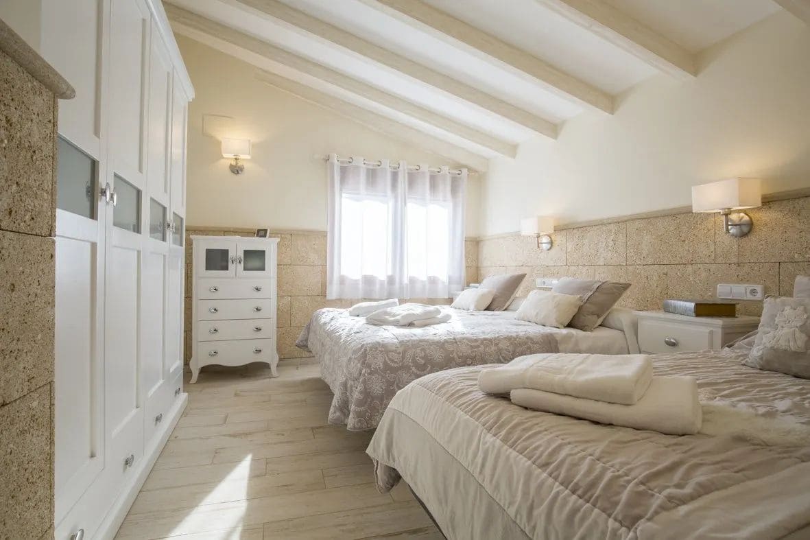 12 bedroom Villa for sale in Lliber with pool garage - € 1,550,000 (Ref: 9263858)