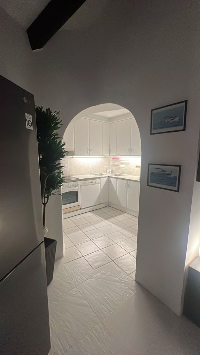 Chalet de 3 habitaciones en Calpe / Calp en venta con piscina - 645.000 € (Ref: 9266546)