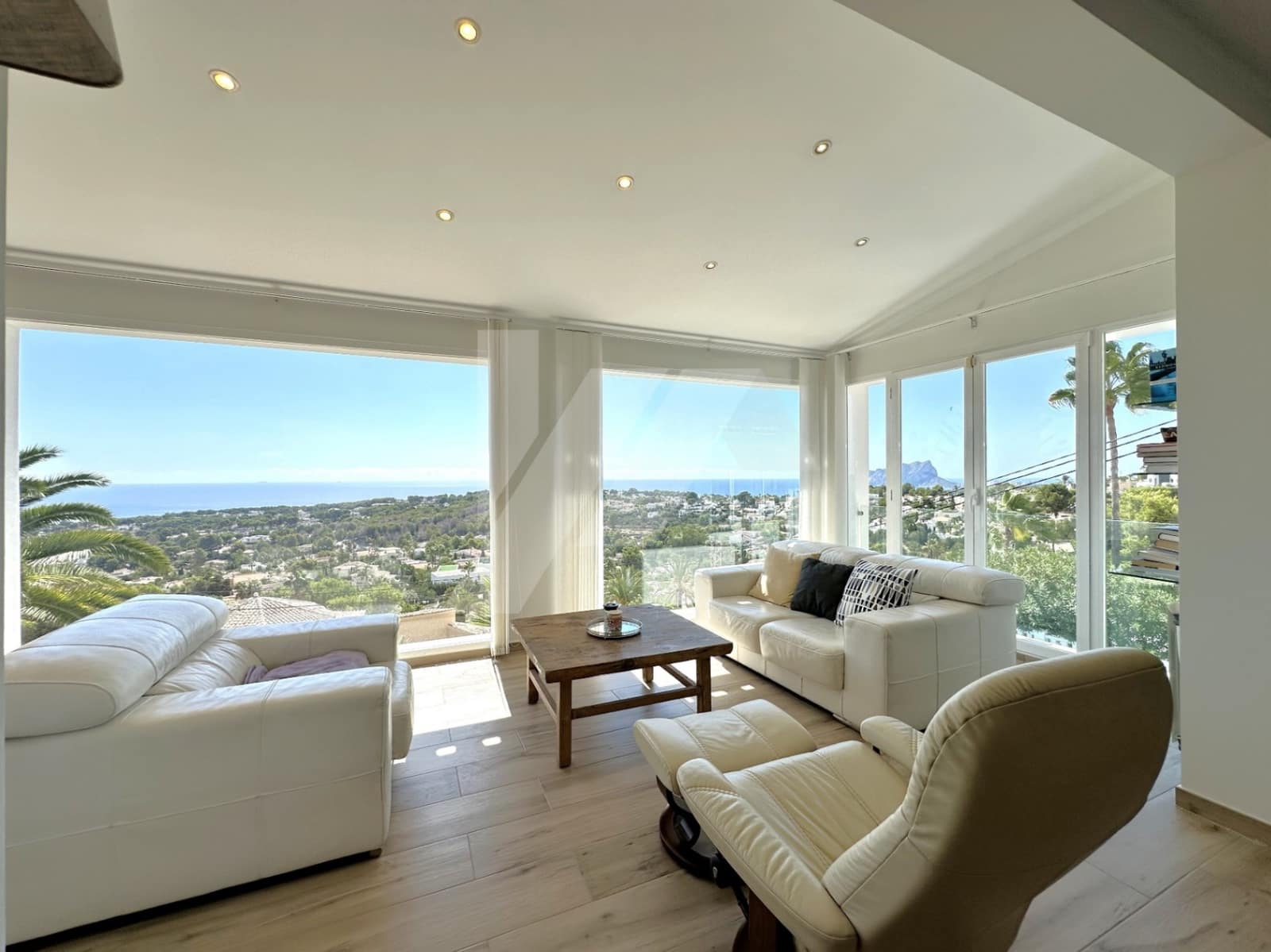 4 soverom Villa til salgs i Moraira med svømmebasseng garasje - € 1 390 000 (Ref: 9278301)