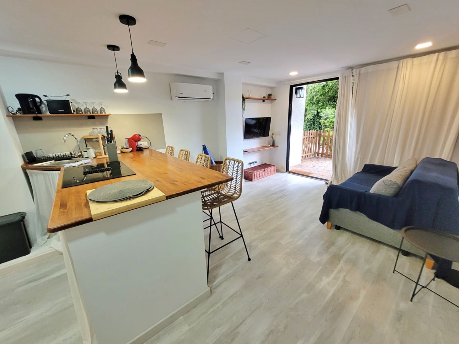 1 bedroom Apartment for sale in La Villajoyosa / Vila Joiosa with pool garage - € 175,000 (Ref: 9278302)