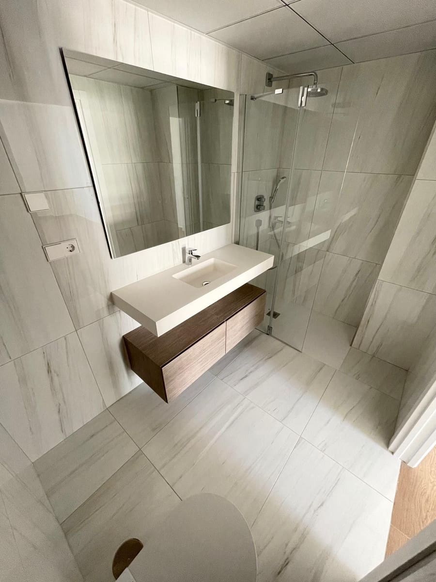 Apartamento de 3 habitaciones en La Villajoyosa / Vila Joiosa en venta con piscina garaje - 900.000 € (Ref: 9278303)