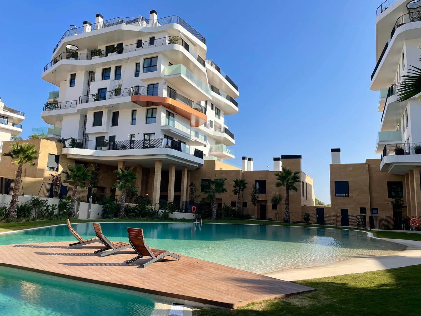 Apartamento de 3 habitaciones en La Villajoyosa / Vila Joiosa en venta con piscina garaje - 900.000 € (Ref: 9278303)