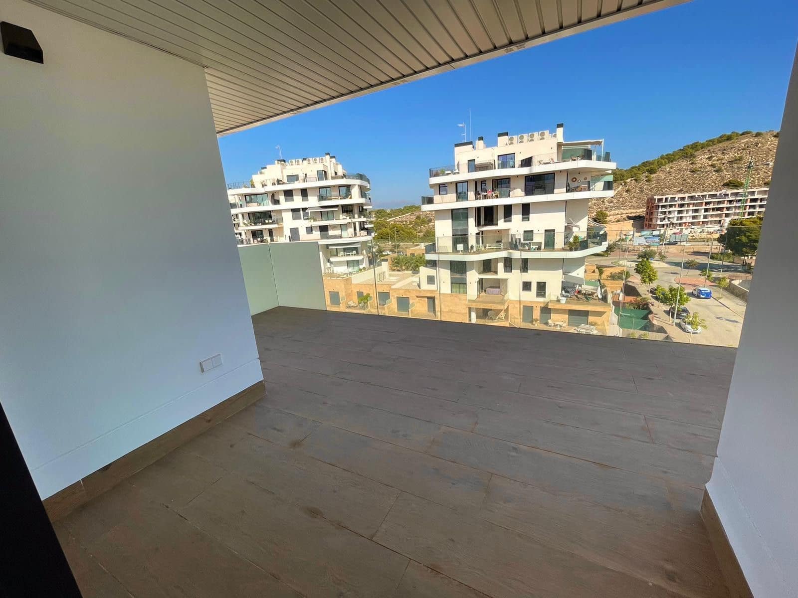 Apartamento de 3 habitaciones en La Villajoyosa / Vila Joiosa en venta con piscina garaje - 900.000 € (Ref: 9278303)