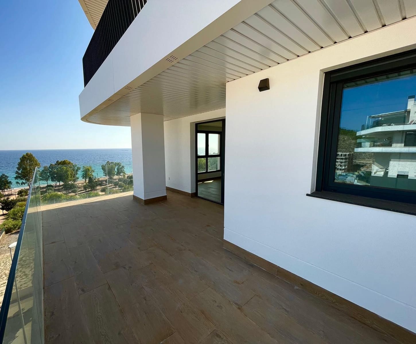 Apartamento de 3 habitaciones en La Villajoyosa / Vila Joiosa en venta con piscina garaje - 900.000 € (Ref: 9278303)