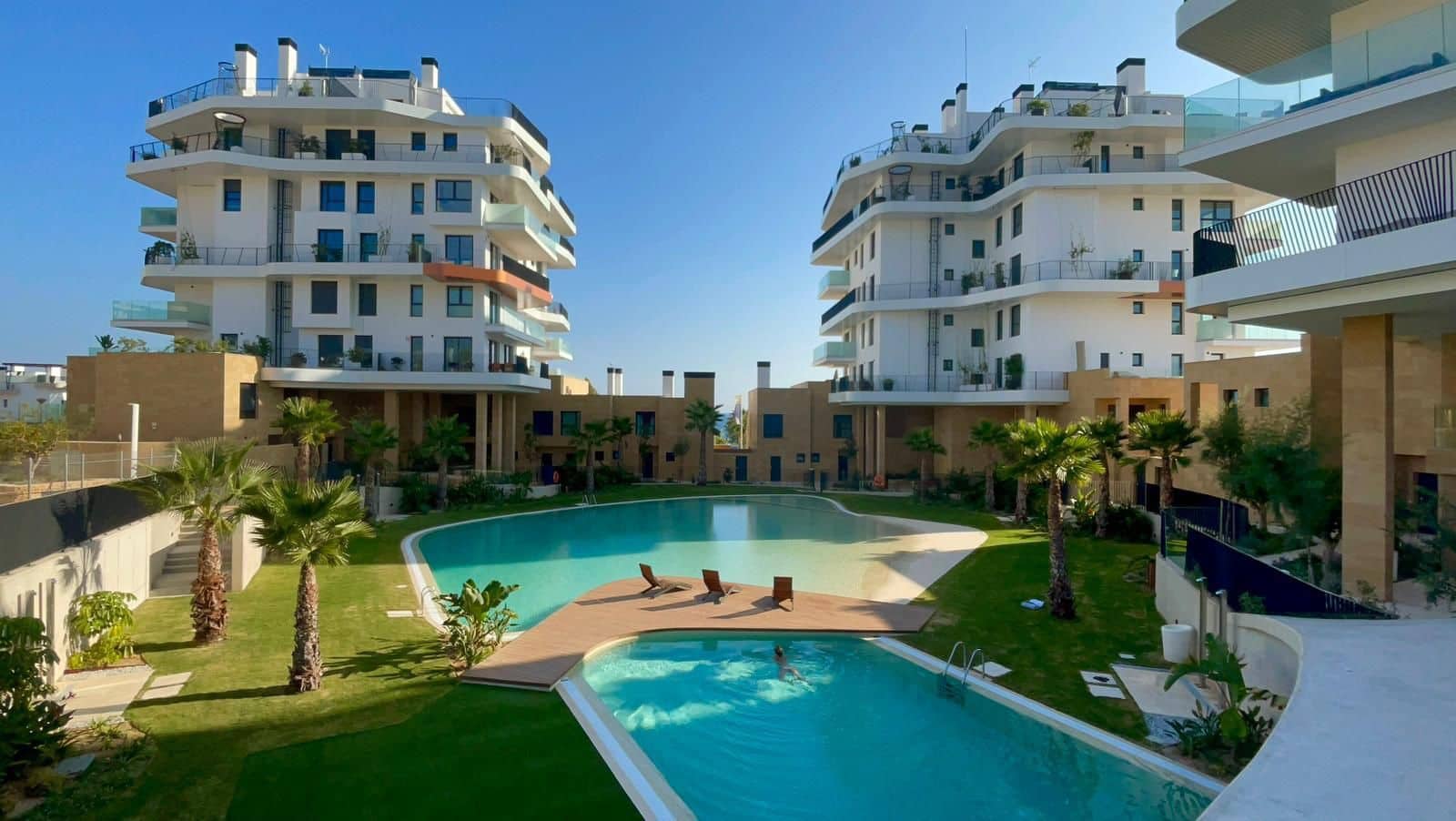 Apartamento de 3 habitaciones en La Villajoyosa / Vila Joiosa en venta con piscina garaje - 900.000 € (Ref: 9278303)