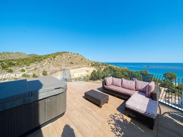 3 sypialnia Penthouse na sprzedaż w La Villajoyosa / Vila Joiosa z basenem garażem - 1 200 000 € (Ref: 9278304)