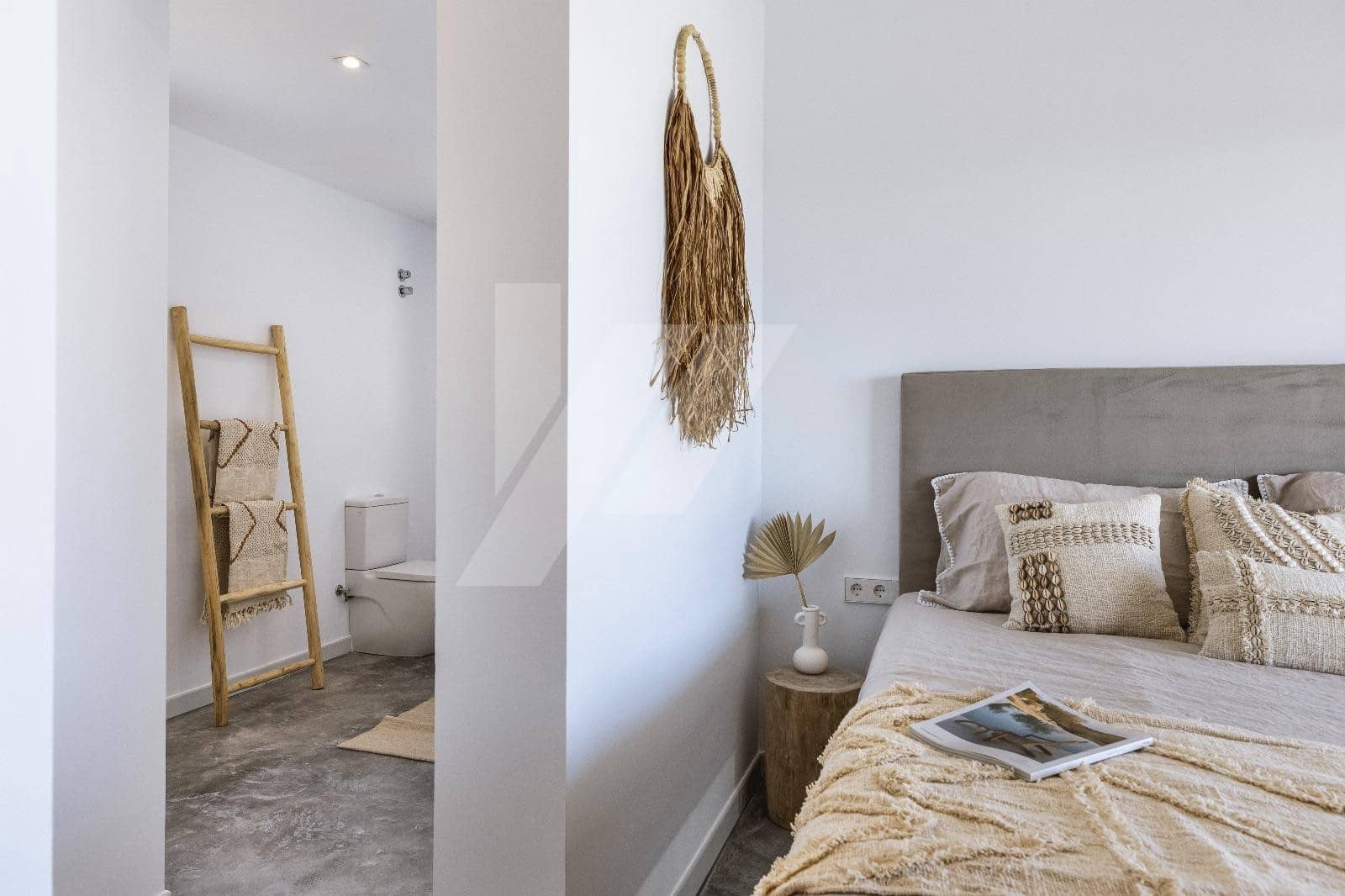 3 soveværelse Villa til salg i Pinosol med swimmingpool garage - € 1.200.000 (Ref: 9278308)