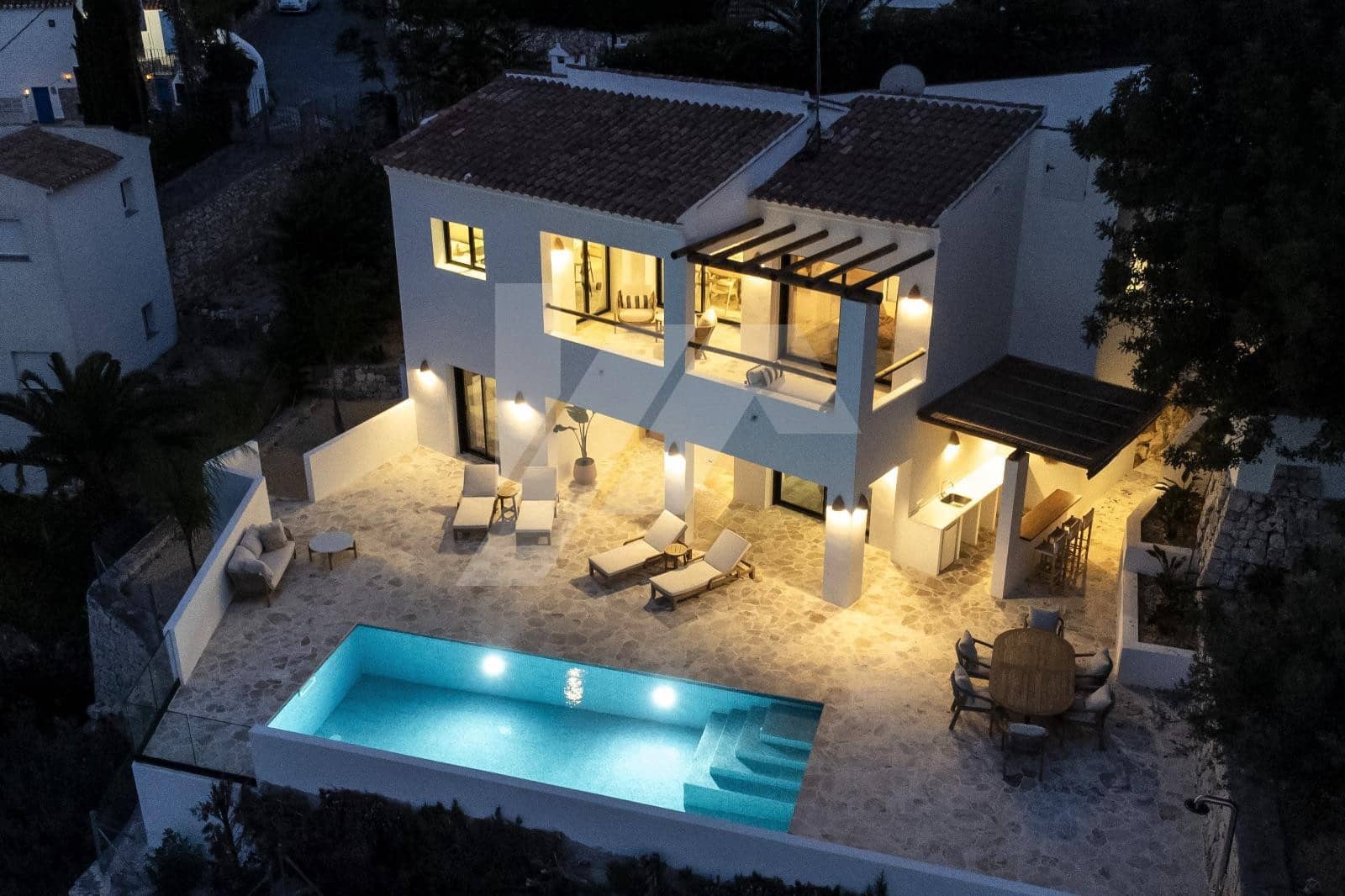 3 soveværelse Villa til salg i Pinosol med swimmingpool garage - € 1.200.000 (Ref: 9278308)