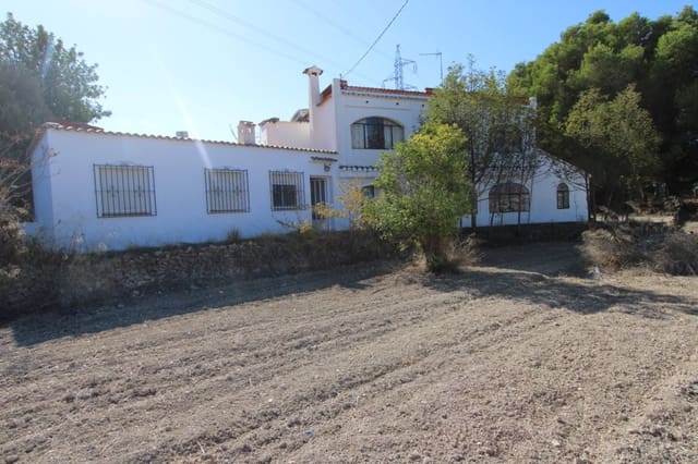 7 quarto Moradia para venda em Benissa com garagem - 439 000 € (Ref: 9301695)