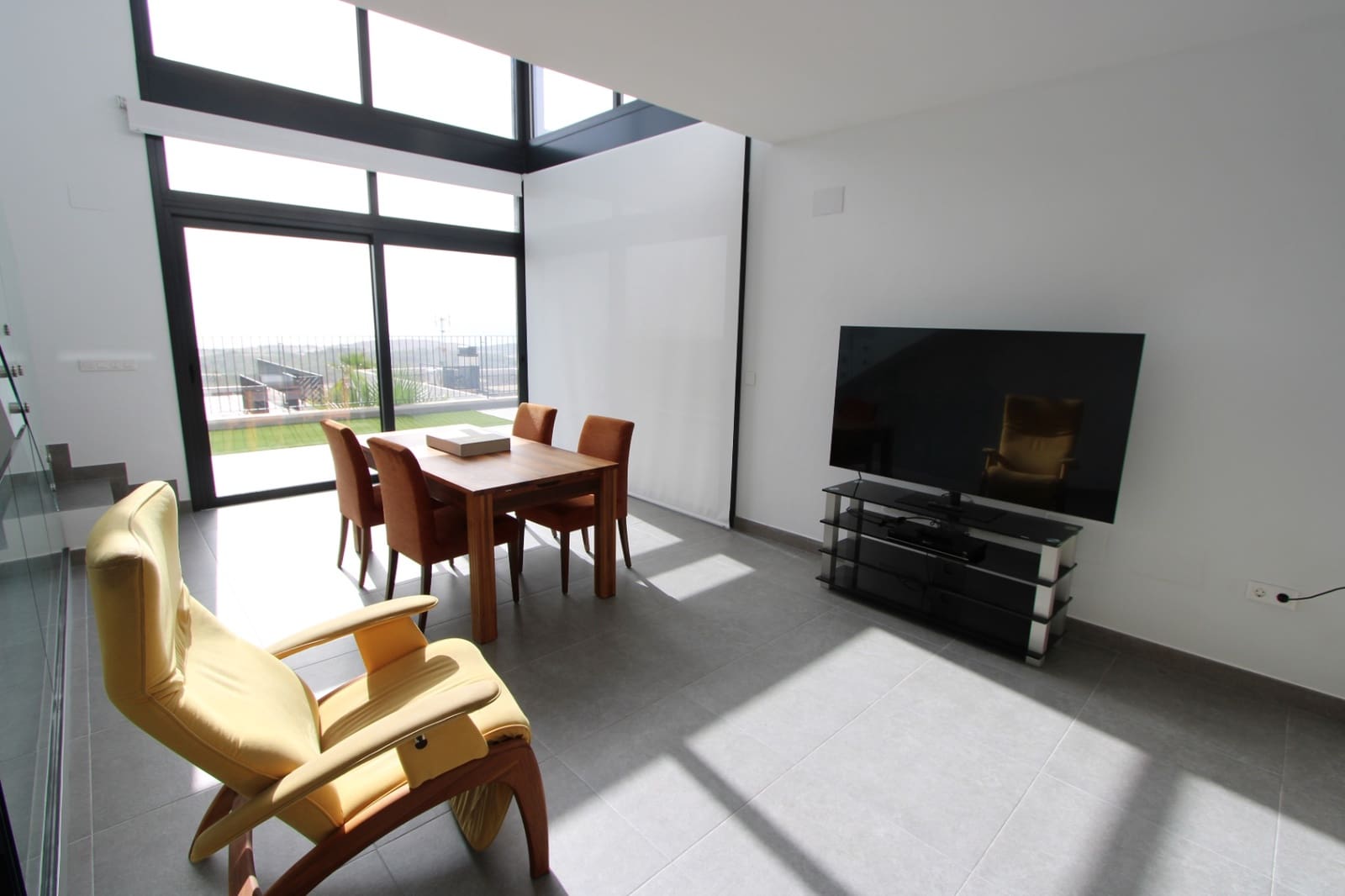 3 bedroom Villa for sale in Polop with pool garage - € 750,000 (Ref: 9301699)