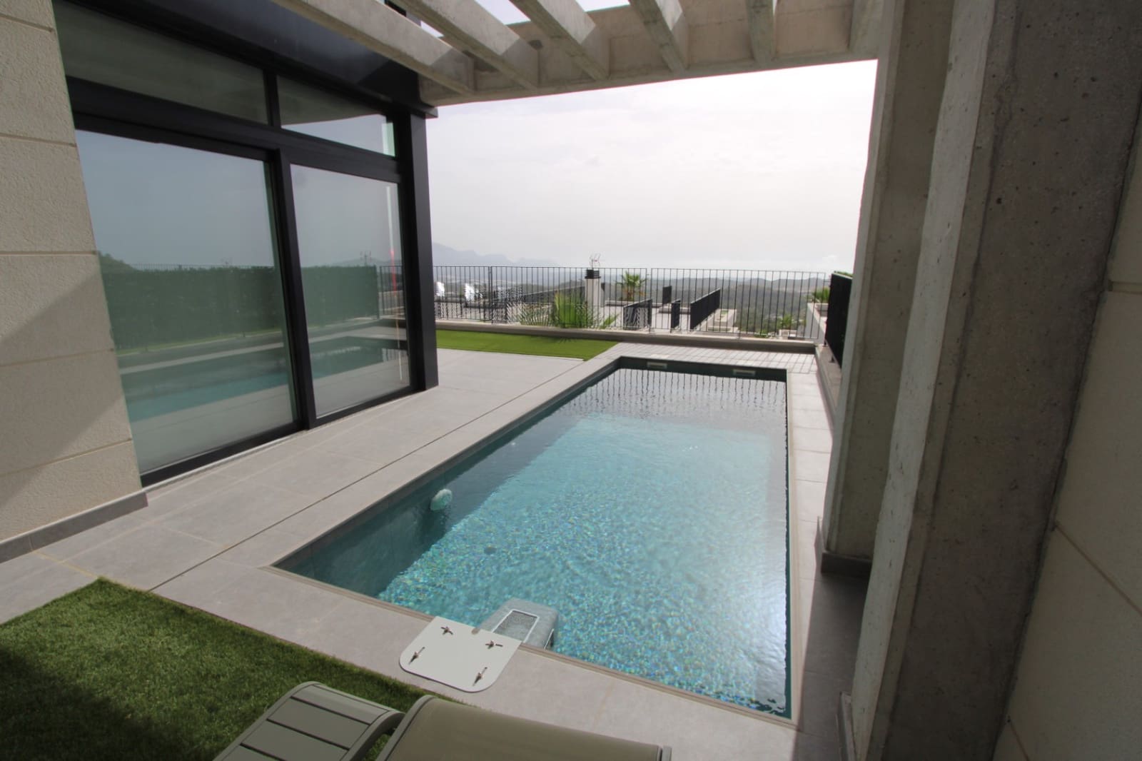 3 bedroom Villa for sale in Polop with pool garage - € 750,000 (Ref: 9301699)