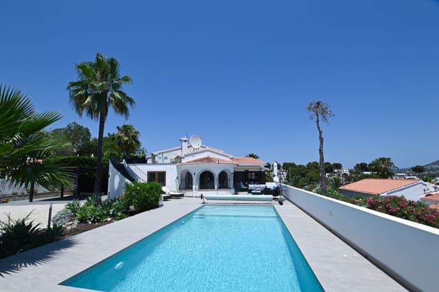 3 sypialnia Willa na sprzedaż w Moraira, Teulada-Moraira z basenem garażem - 1 050 000 € (Ref: 9311632)