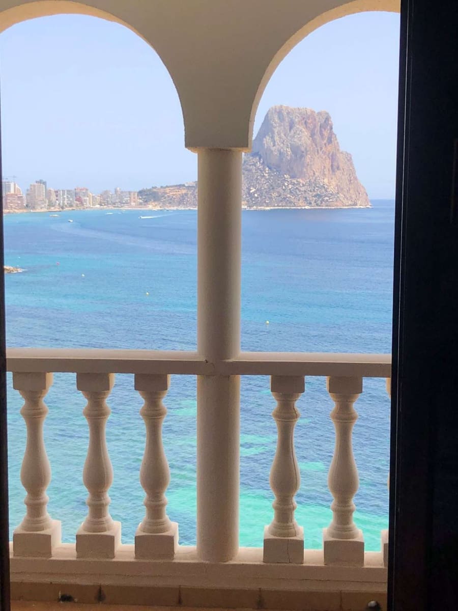 3 slaapkamer Halfvrijstaande villa te koop in Calpe / Calp met zwembad - € 499.000 (Ref: 9329830)