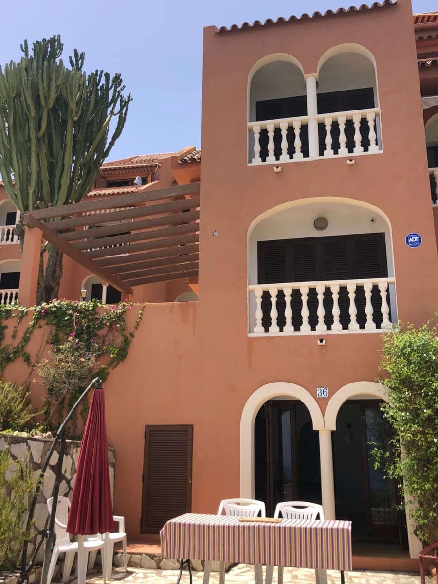 3 slaapkamer Halfvrijstaande villa te koop in Calpe / Calp met zwembad - € 499.000 (Ref: 9329830)