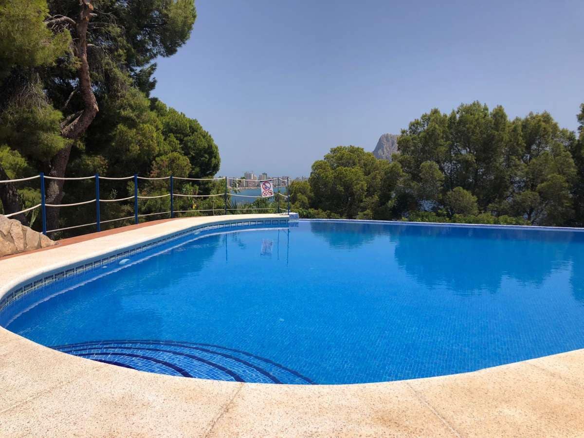 3 slaapkamer Halfvrijstaande villa te koop in Calpe / Calp met zwembad - € 499.000 (Ref: 9329830)