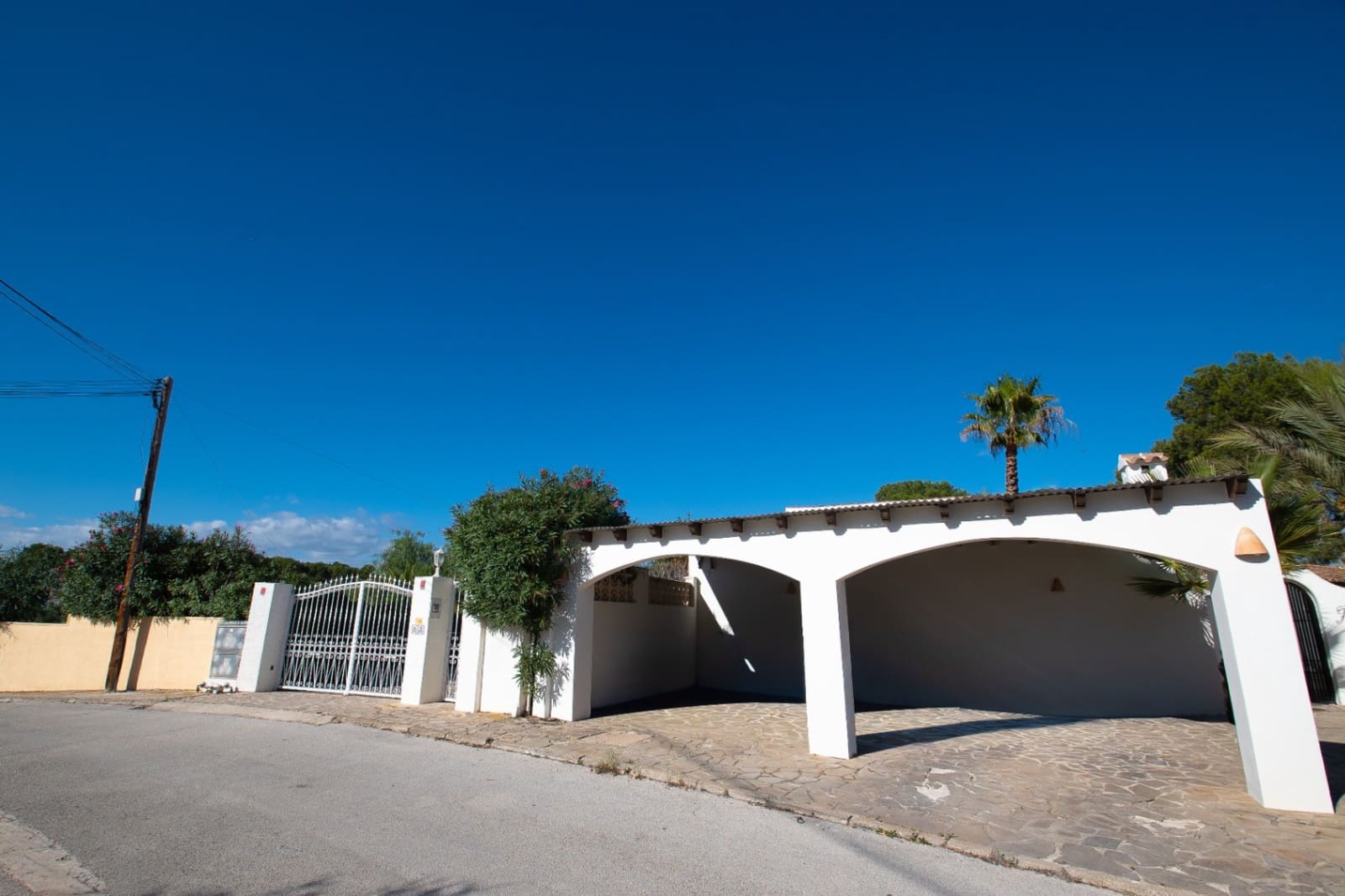 Chalet de 5 habitaciones en Moraira en venta con piscina garaje - 770.000 € (Ref: 9345626)