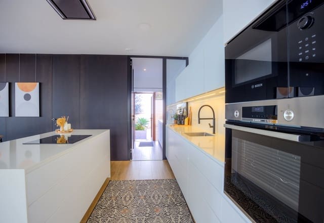 Chalet de 3 habitaciones en Moraira, Teulada-Moraira en venta con piscina - 1.175.000 € (Ref: 9346544)