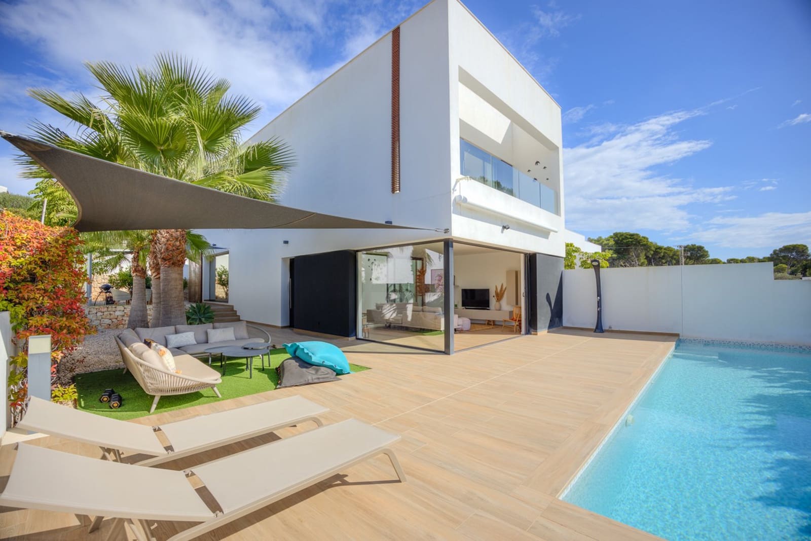 Chalet de 3 habitaciones en Moraira en venta con piscina - 1.175.000 € (Ref: 9346544)