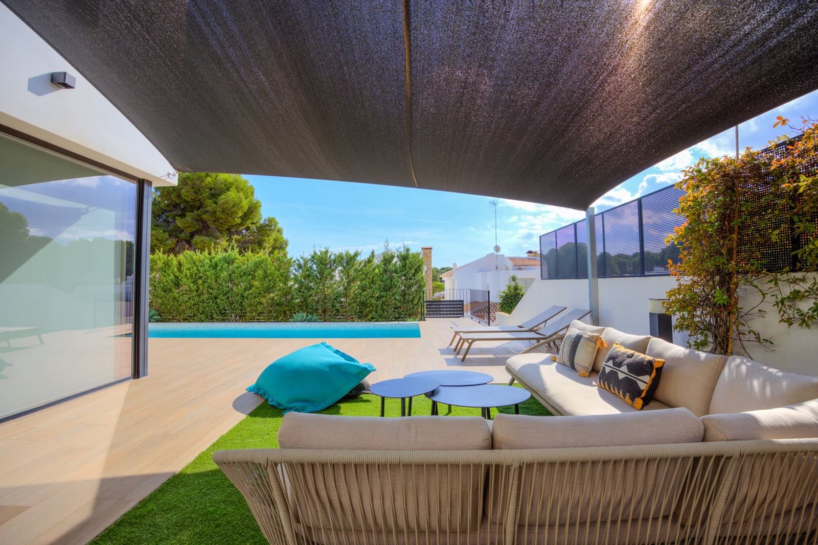 Chalet de 3 habitaciones en Moraira en venta con piscina - 1.175.000 € (Ref: 9346544)