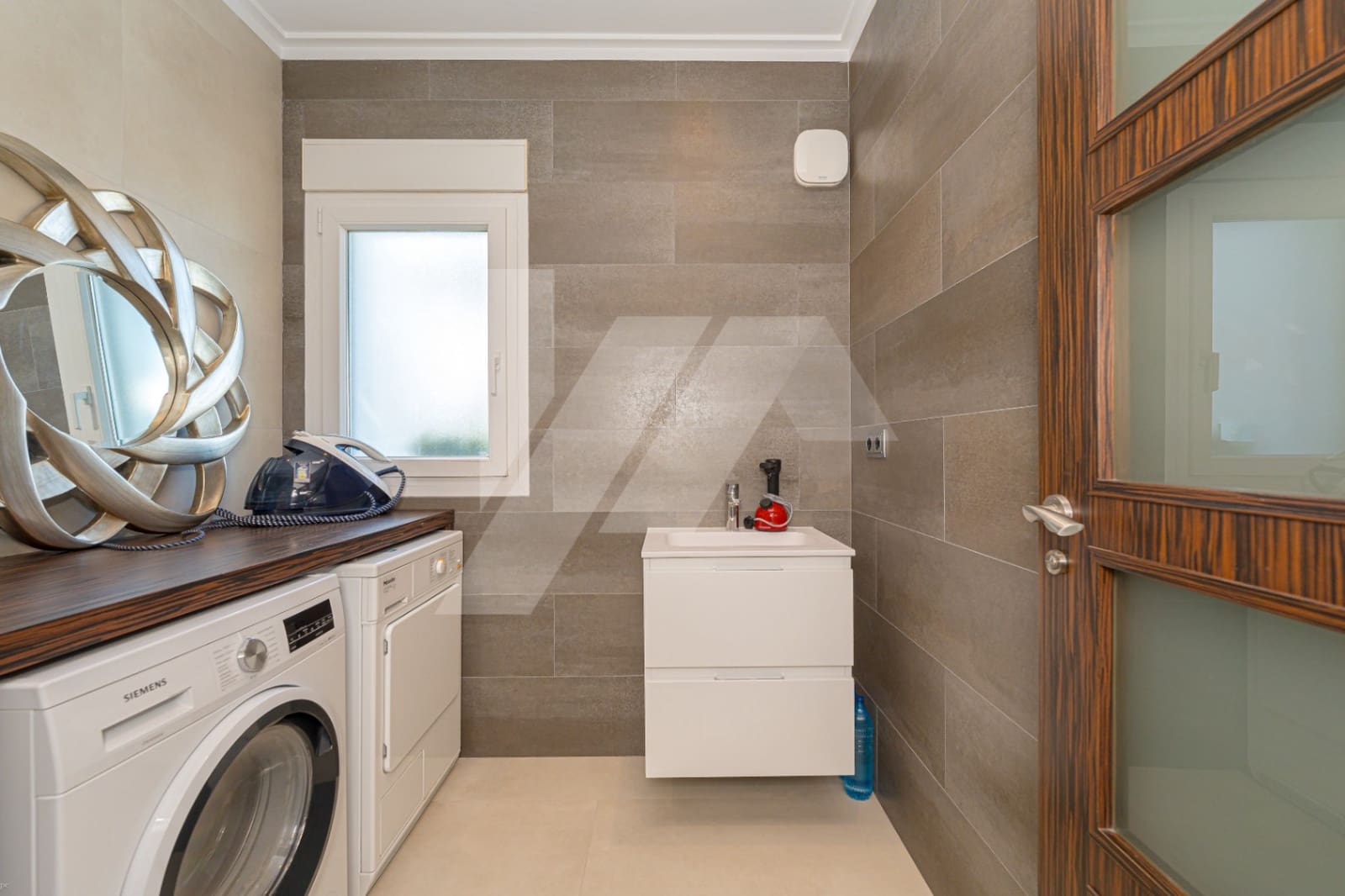 5 bedroom Villa for sale in Moraira with pool garage - € 2,495,000 (Ref: 9354177)