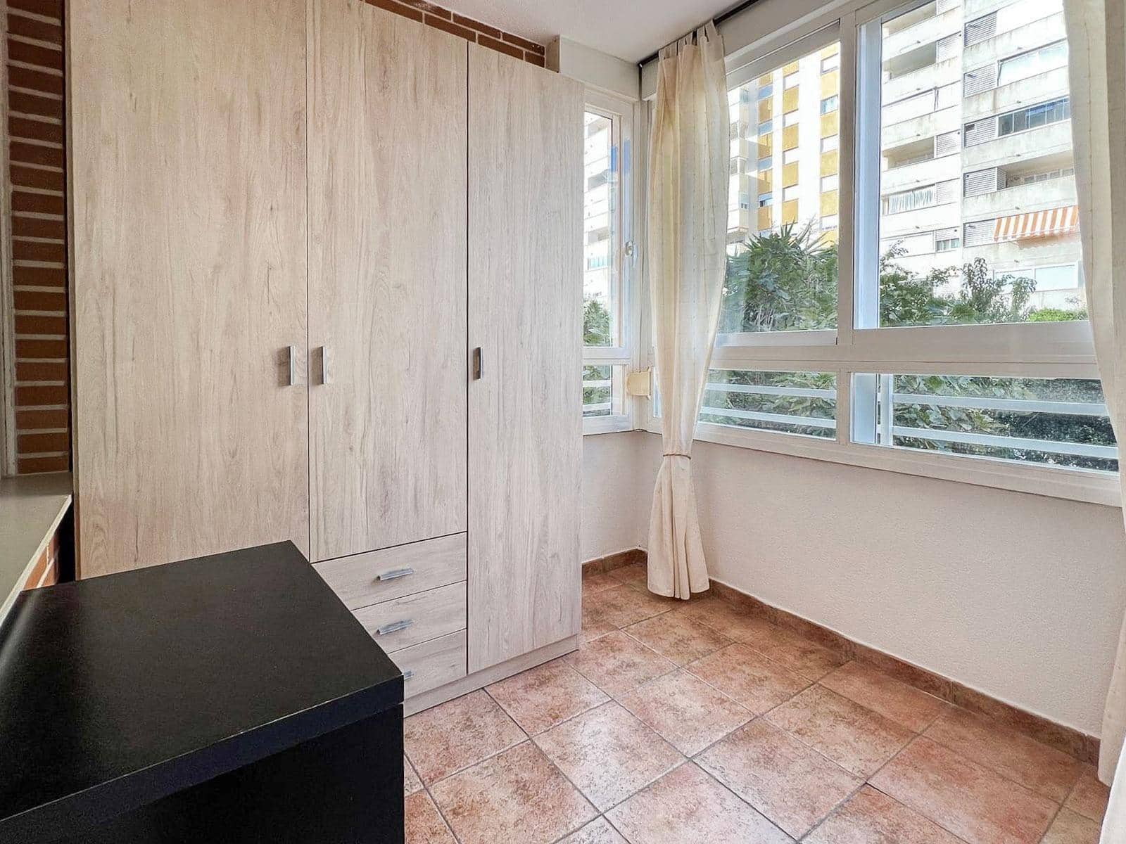 1 bedroom Apartment for sale in La Villajoyosa / Vila Joiosa with pool - € 194,800 (Ref: 9354178)