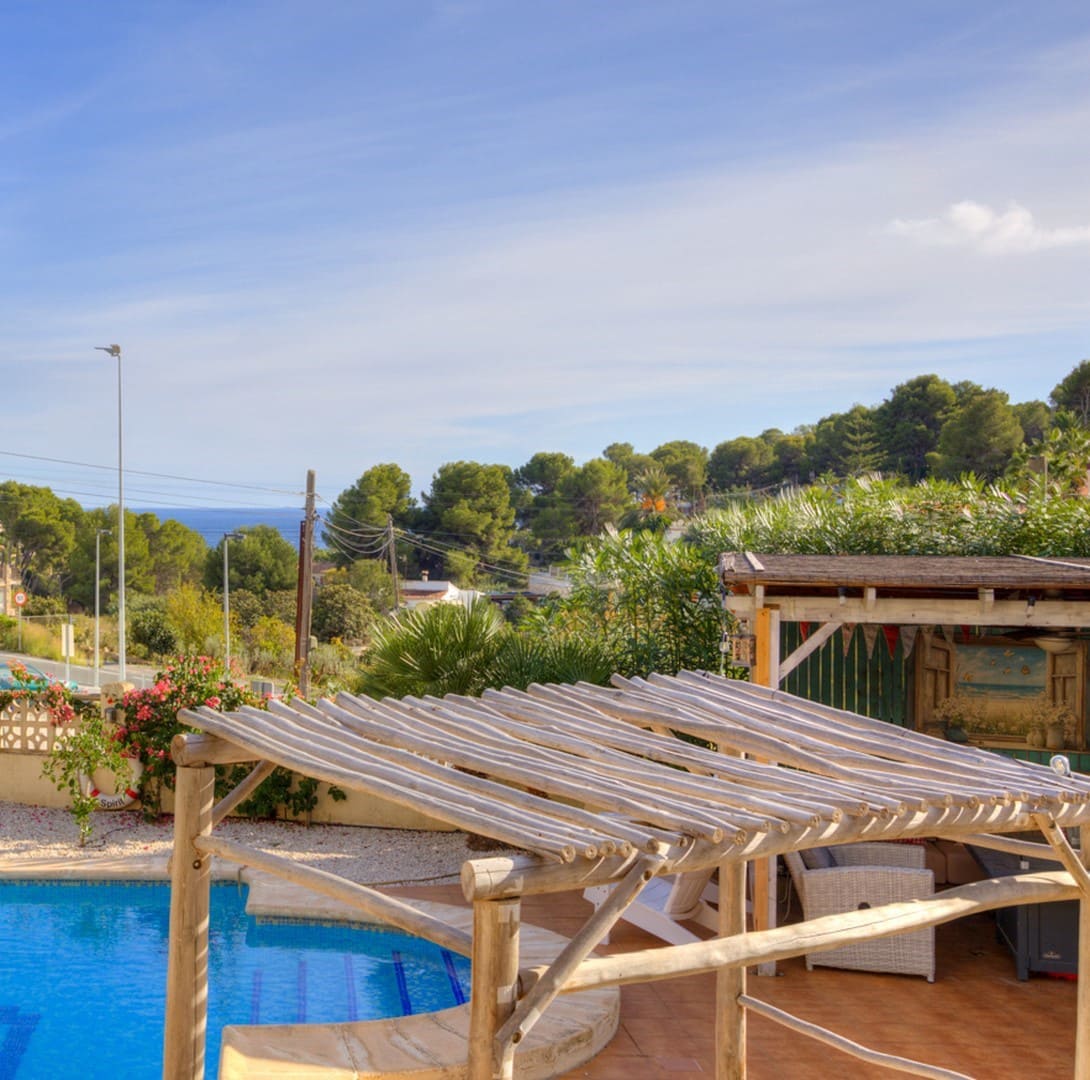 5 Zimmer Villa zu verkaufen in Benissa mit Pool - 695.000 € (Ref: 9354179)