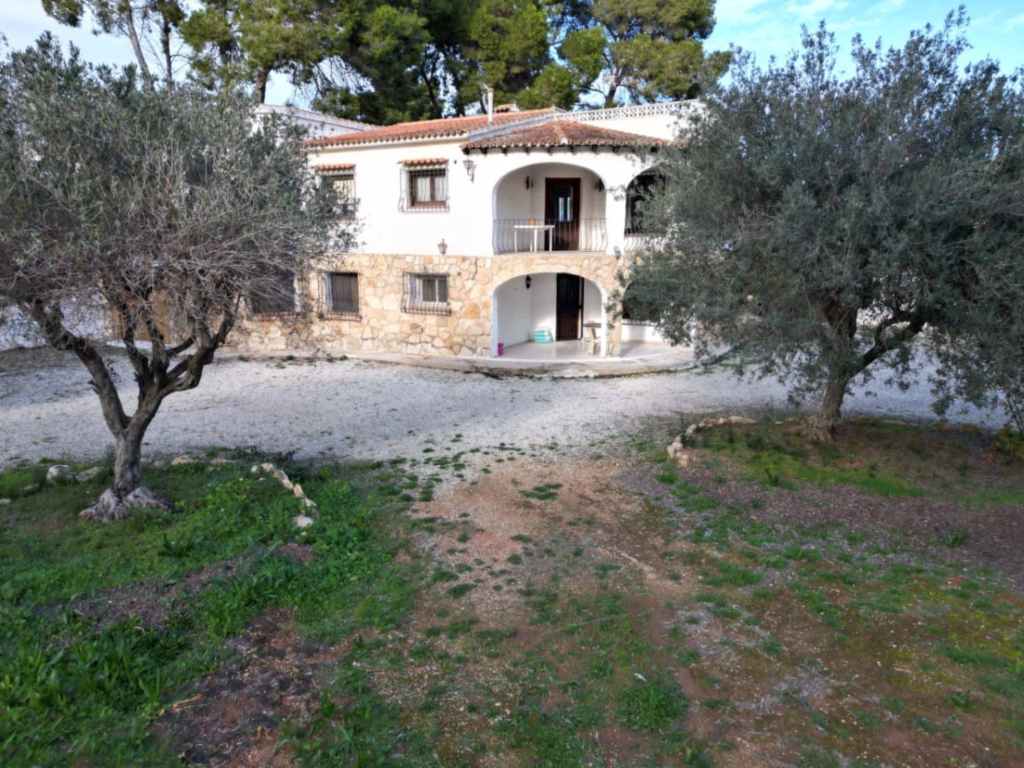 6 bedroom Villa for sale in Moraira with garage - € 1,696,800 (Ref: 9371128)