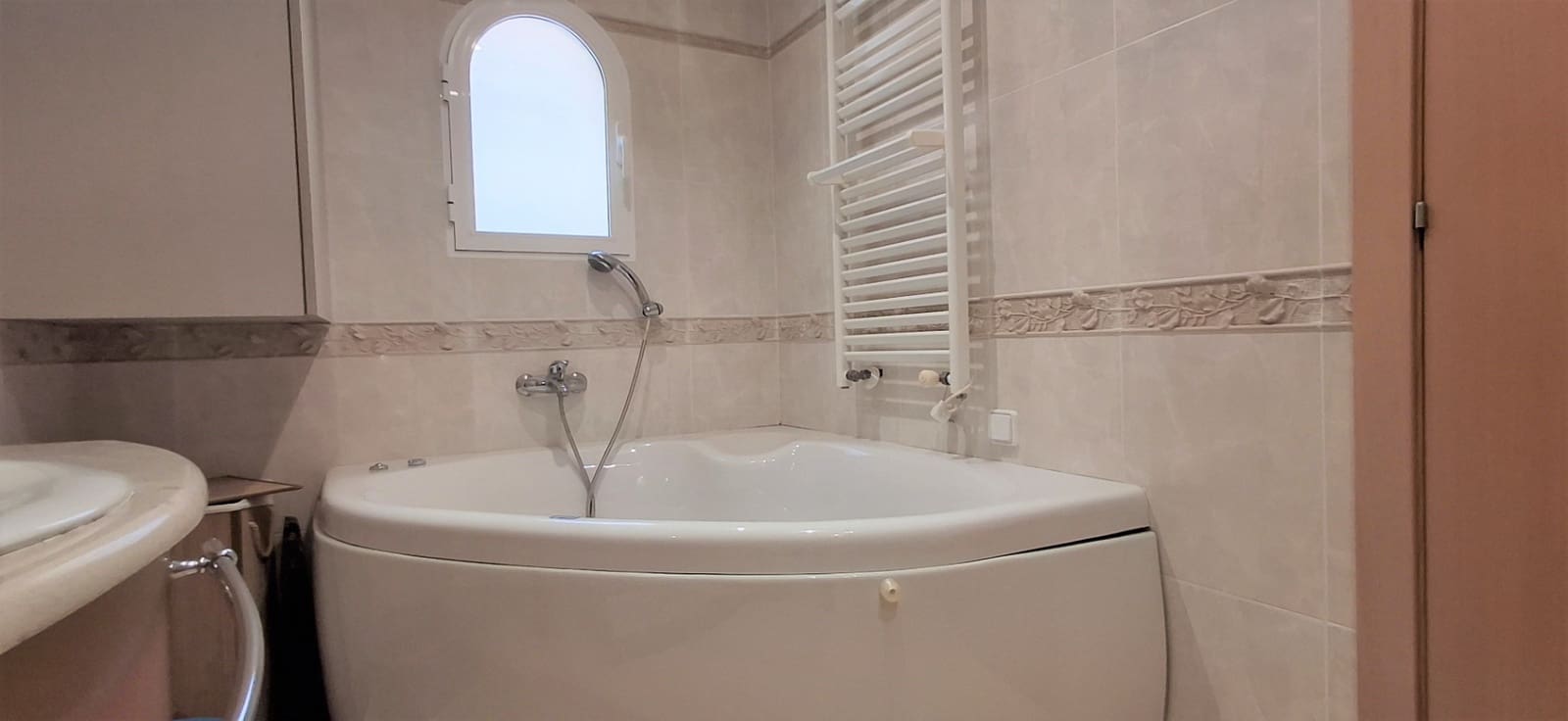 3 soveværelse Villa til salg i Calpe / Calp med swimmingpool - € 478.000 (Ref: 9380010)