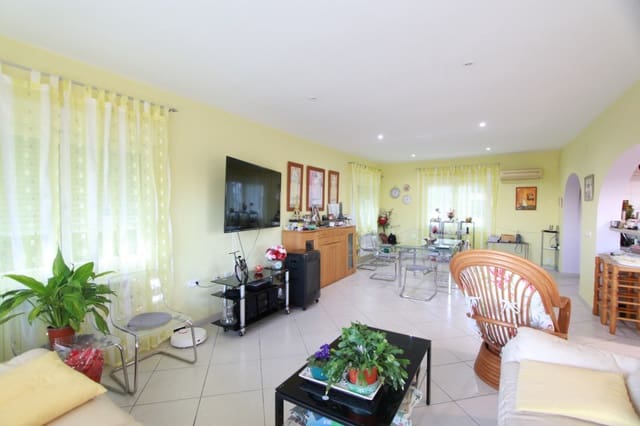 4 soveværelse Villa til salg i Calpe / Calp med swimmingpool - € 850.000 (Ref: 9380011)