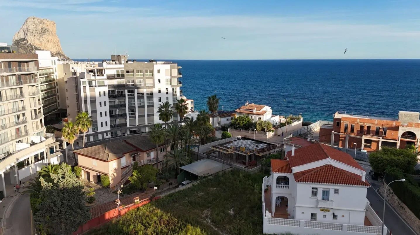 Byggetomt til salgs i Calpe / Calp - € 790 000 (Ref: 9380013)