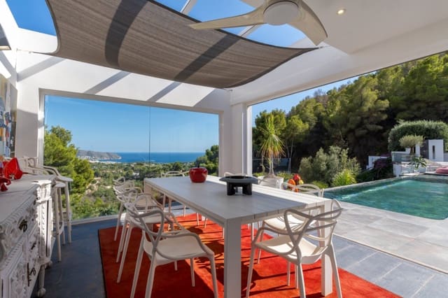 Chalet de 4 habitaciones en Moraira, Teulada-Moraira en venta con piscina garaje - 1.495.000 € (Ref: 9380014)